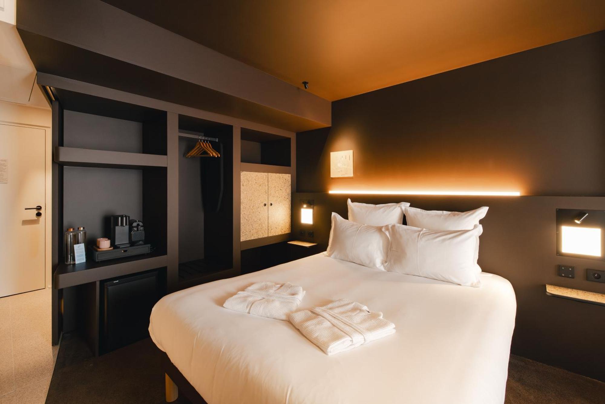 Bizipoz Hotel 圣让－德吕兹 外观 照片