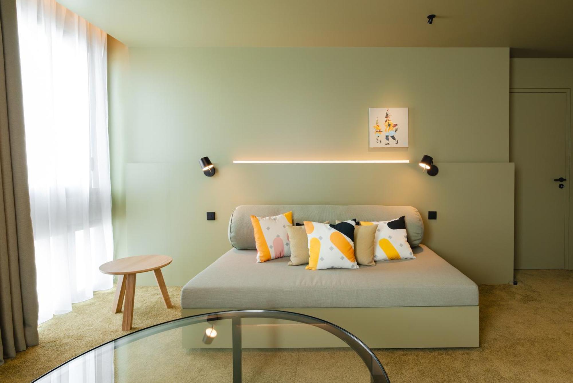 Bizipoz Hotel 圣让－德吕兹 外观 照片