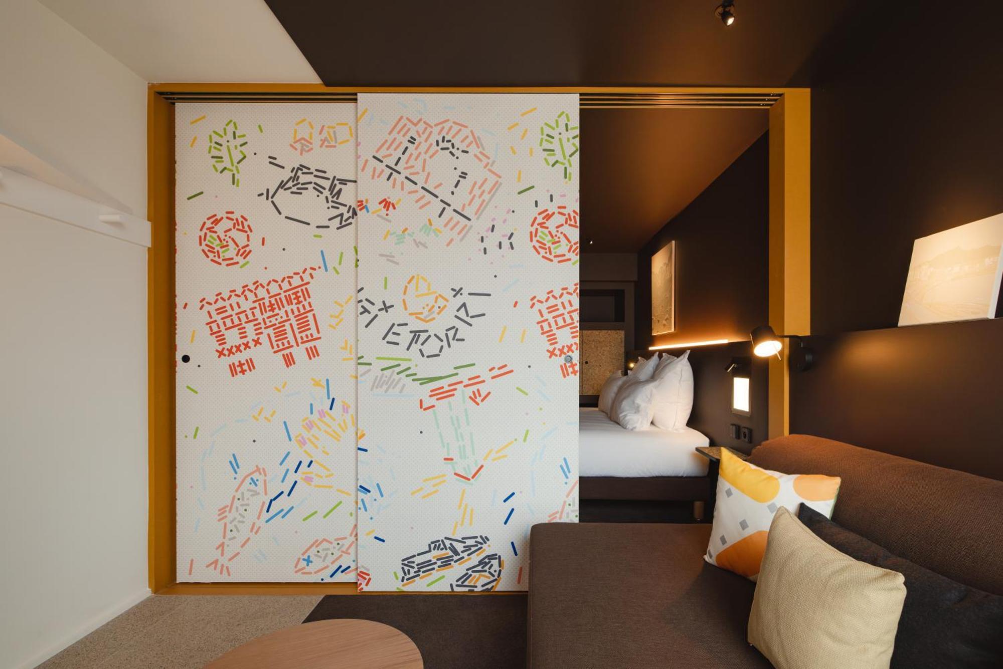 Bizipoz Hotel 圣让－德吕兹 外观 照片